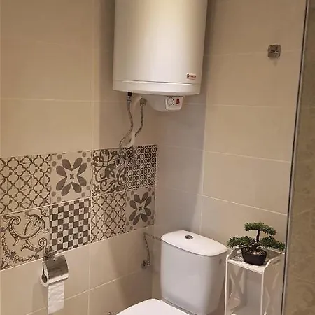 Apartament Azzurro-top Floor In Quiet Neighborhood, Free Private Parking Varna